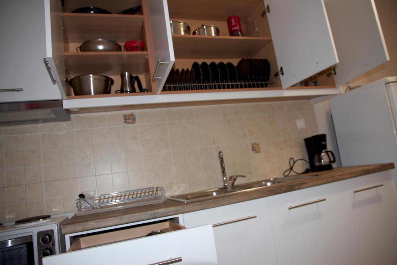 Modern Apartment In Kalamata Luaran gambar
